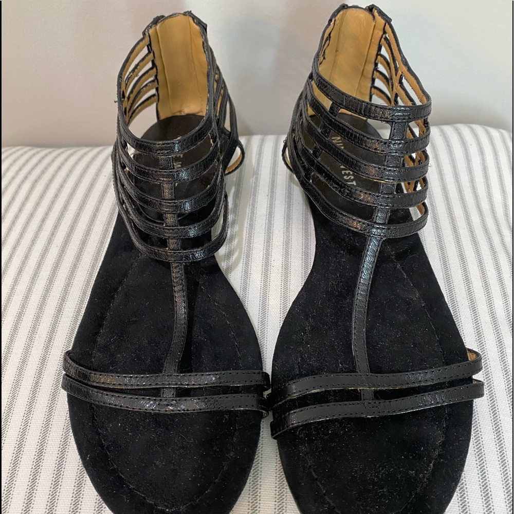 NWOT. Nine West Black Leather Sandals Size 7M.